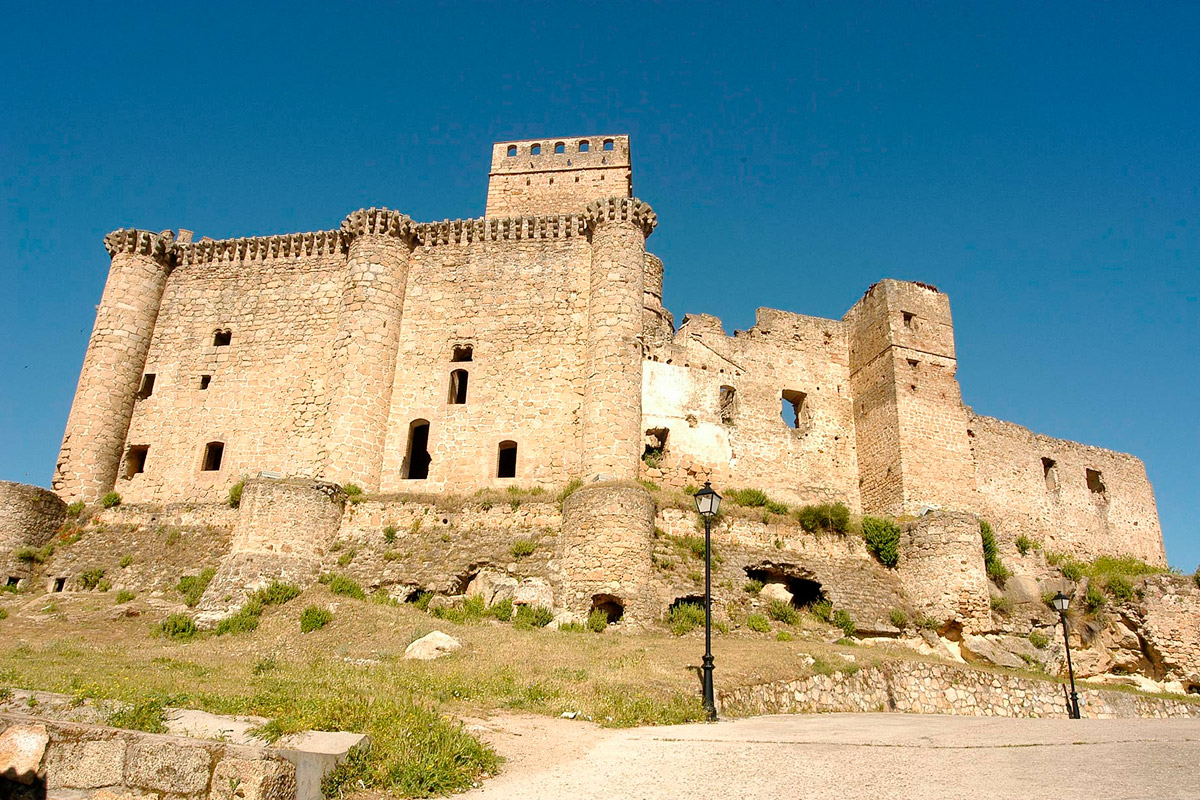Castillo De Monroy Visita Pueblo Caceres Extremadura